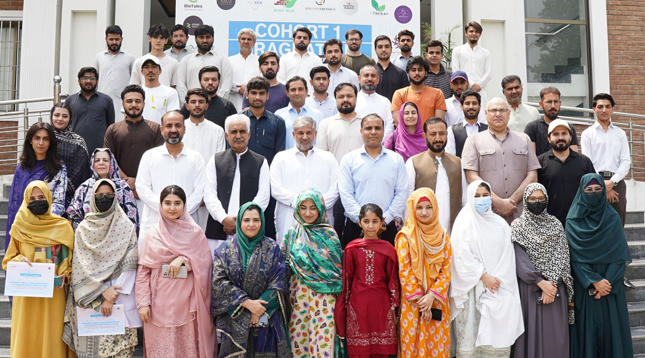 Vice-Chancellor-of-the-UOP-Incubation-Center-BIC-aims-to-integrate-academia-with-innovation