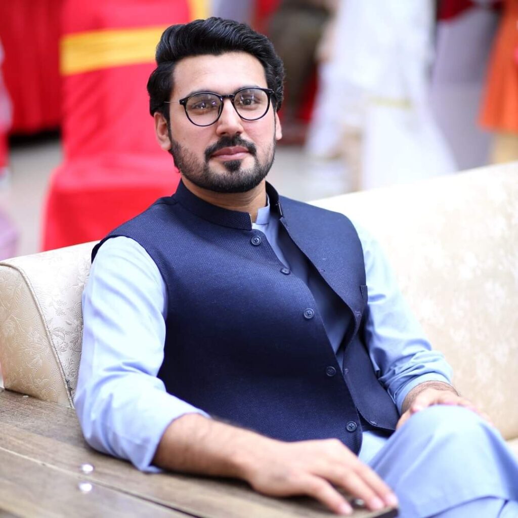 "ویپنگ کی لپیٹ میں پاکستان: پشاور سے کراچی تک نسلوں کا زوال" 10 2292c492 2c6b 4c0b ba8a 52a5bd69662a
