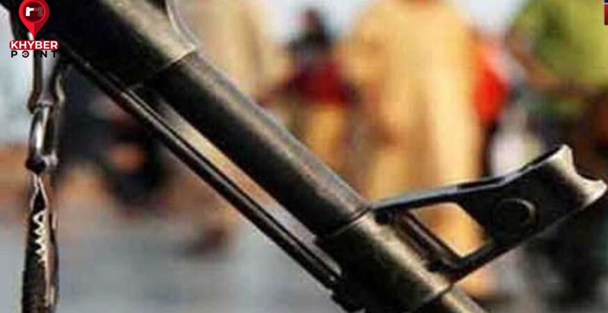 Gun Attacks in Peshawar Leave One Dead Three Injured